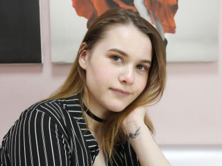 Zoe_Cranberry webcam girl as a performer. Gallery photo 3.