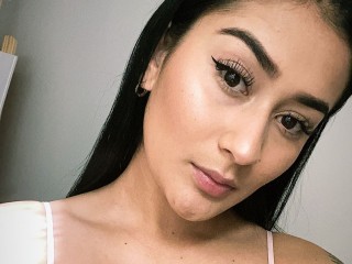 Emma_Goldmann webcam girl as a performer. Gallery photo 1.