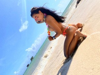 Mia_Reyes webcam girl as a performer. Gallery photo 3.