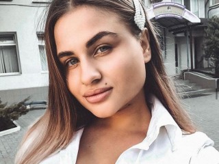 Loren_Sia webcam girl as a performer. Gallery photo 4.