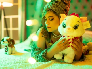 Zarha_Jones webcam girl as a performer. Gallery photo 6.