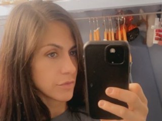 RoxiRobbins webcam girl as a performer. Gallery photo 4.