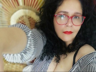 Bigtits_sexycam webcam girl as a performer. Gallery photo 1.