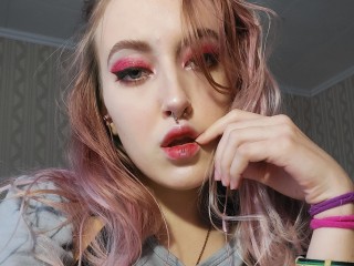 YtochkaWop webcam girl as a performer. Gallery photo 2.