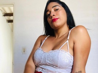 ScarlettWilsoon webcam girl as a performer. Gallery photo 3.