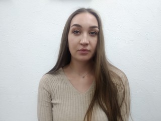 AlettaMoore webcam girl as a performer. Gallery photo 1.