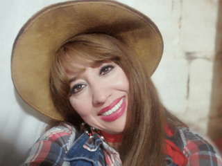 lupita_wild18 webcam girl as a performer. Gallery photo 1.