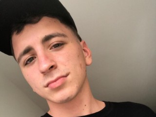 Travis_Bates