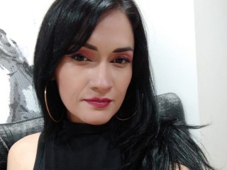 GreicyHarris webcam girl as a performer. Gallery photo 2.