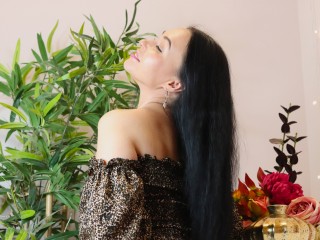 RoxyCola webcam girl as a performer. Gallery photo 5.