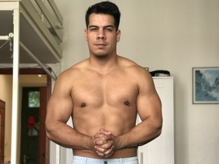 Hache_Latino