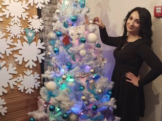 Tianiya webcam girl as a performer. Gallery photo 6.