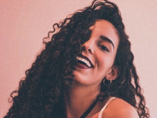 Rosse_Gold webcam girl as a performer. Gallery photo 1.