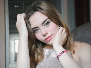 Kim_Roberts18 webcam girl as a performer. Gallery photo 4.