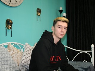 Kenjonson4u
