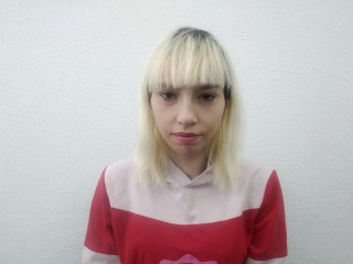 AlexisKapri webcam girl as a performer. Gallery photo 1.