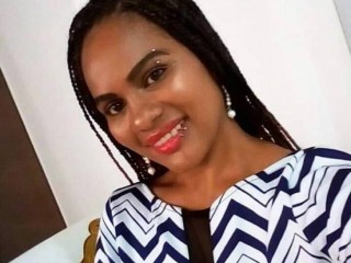 isabellasuarez_sexxi webcam girl as a performer. Gallery photo 2.