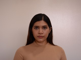 MeganBush webcam girl as a performer. Gallery photo 1.