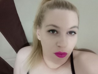 EVAxMARCO webcam girl as a performer. Gallery photo 7.