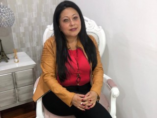 KimiEvans webcam girl as a performer. Gallery photo 1.