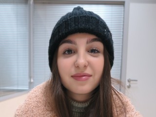 MelanieTess