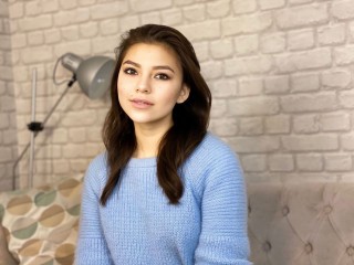 ZoeRamirez webcam girl as a performer. Gallery photo 1.