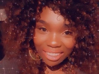 MarryP500 webcam girl as a performer. Gallery photo 3.