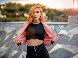 LenaThomas webcam girl as a performer. Gallery photo 4.