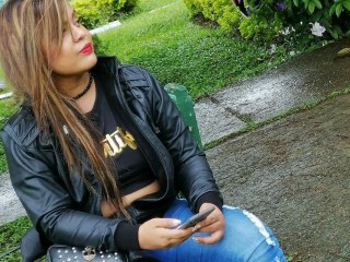 VICKY_KROSS webcam girl as a performer. Gallery photo 2.