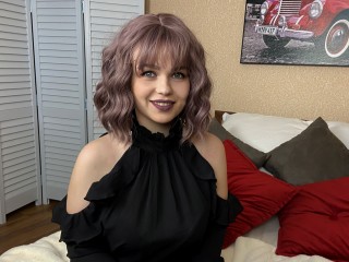 LisaPerez webcam girl as a performer. Gallery photo 1.