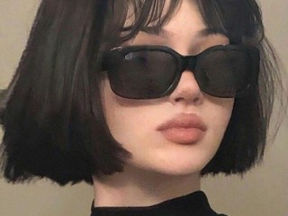 Yuno_Gasai3702 webcam girl as a performer. Gallery photo 1.