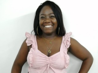 KarlaFranco webcam girl as a performer. Gallery photo 2.