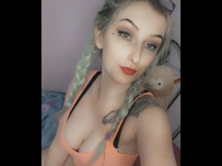 xCosmicGirl webcam girl as a performer. Gallery photo 5.