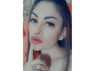 AnnaakBarso webcam girl as a performer. Gallery photo 4.