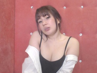 MariDreammy webcam girl as a performer. Gallery photo 2.