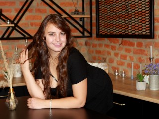 HelenDavi webcam girl as a performer. Gallery photo 1.