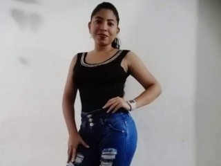 EizaStone webcam girl as a performer. Gallery photo 3.