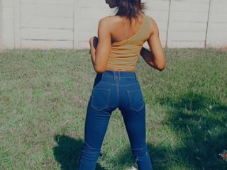 Sexyyhotpusy19 webcam girl as a performer. Gallery photo 2.