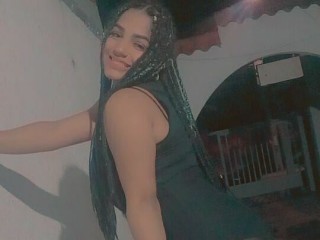 Exotic_LatinGirl webcam girl as a performer. Gallery photo 1.