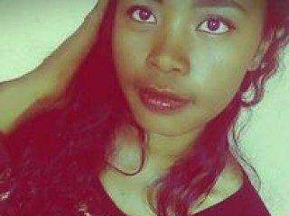 KellyBarrington webcam girl as a performer. Gallery photo 3.