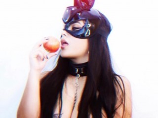 DannyDanyk webcam girl as a performer. Gallery photo 3.