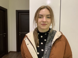 VivianThomas webcam girl as a performer. Gallery photo 1.