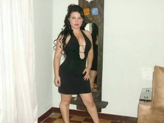 MayyaMilf webcam girl as a performer. Gallery photo 1.