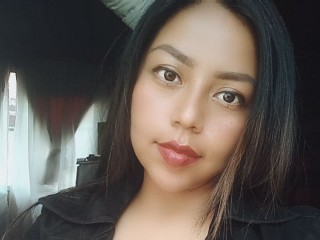 RachelRoger webcam girl as a performer. Gallery photo 1.