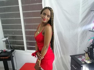 DayannaOlson webcam girl as a performer. Gallery photo 2.