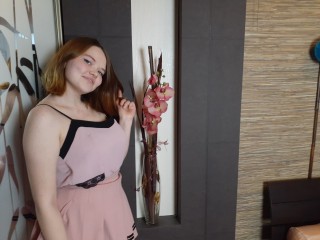 mariachrystal webcam girl as a performer. Gallery photo 3.