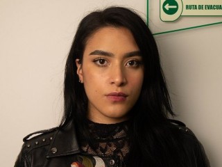 GiuliaFontana webcam girl as a performer. Gallery photo 1.