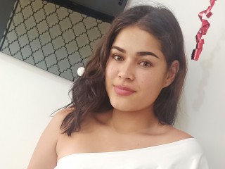 EvaCooper webcam girl as a performer. Gallery photo 1.