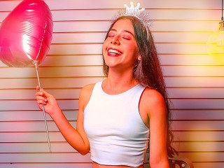 SUSANMD webcam girl as a performer. Gallery photo 2.