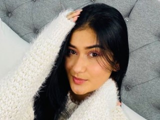 Emma_Goldmann webcam girl as a performer. Gallery photo 2.